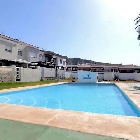Colon Aguadulce (Almeria)